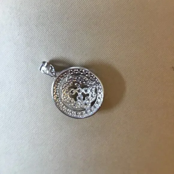 Sterling Silver Round Peony Crystals Pendant - Picture 4 of 6